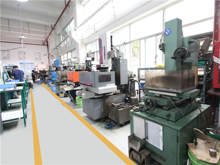 復(fù)合設(shè)備車(chē)間